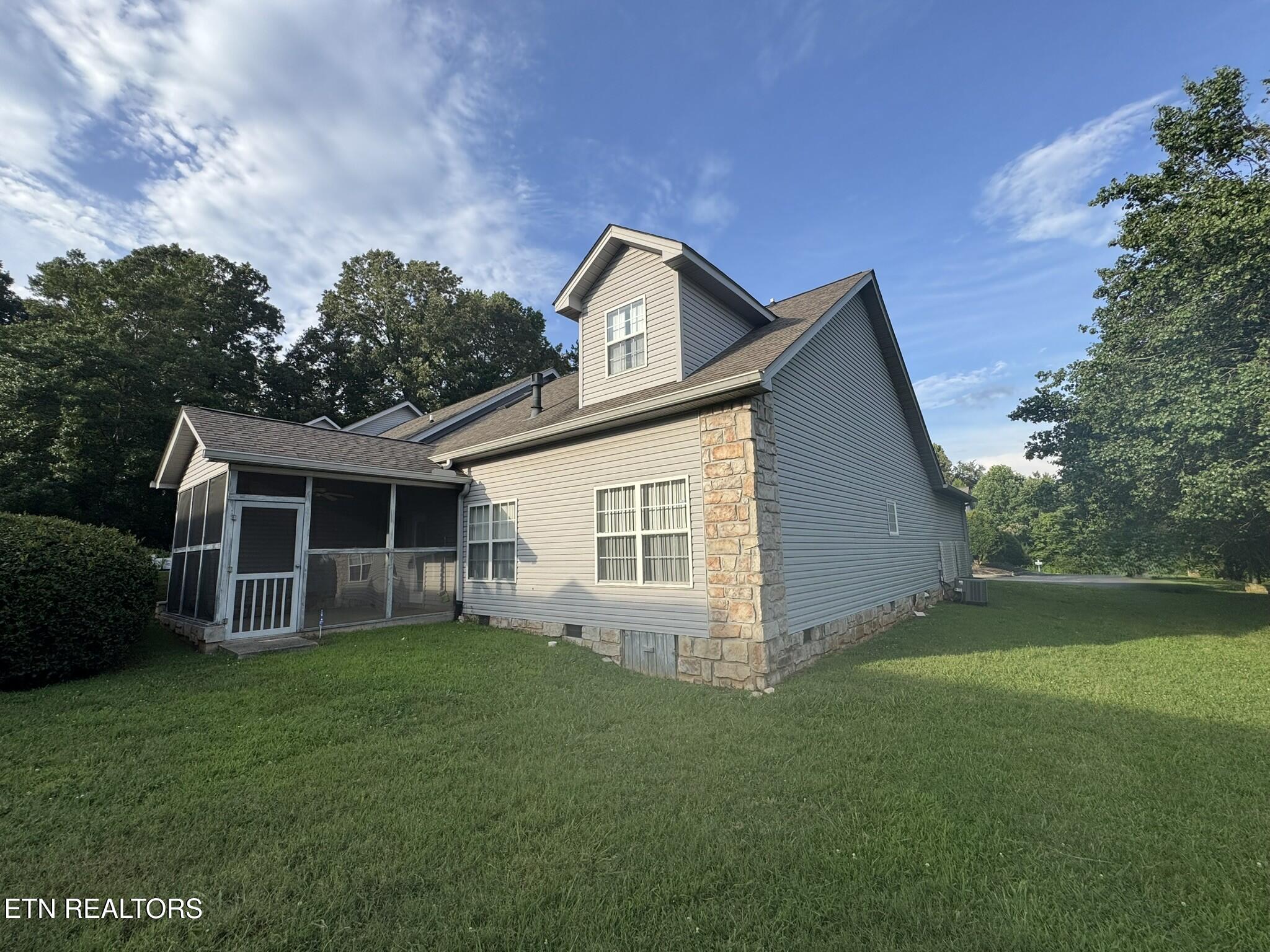 101 Pear Tree Lane Loudon, TN 37774 - Photo 18 of 19 Back Photo