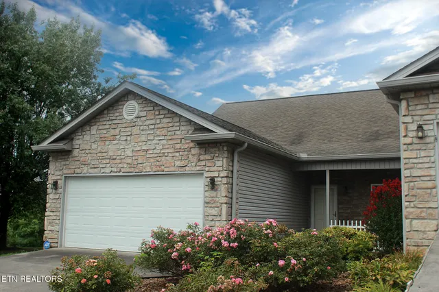 $290,000 | 101 Pear Tree Lane, Loudon, TN 37774
