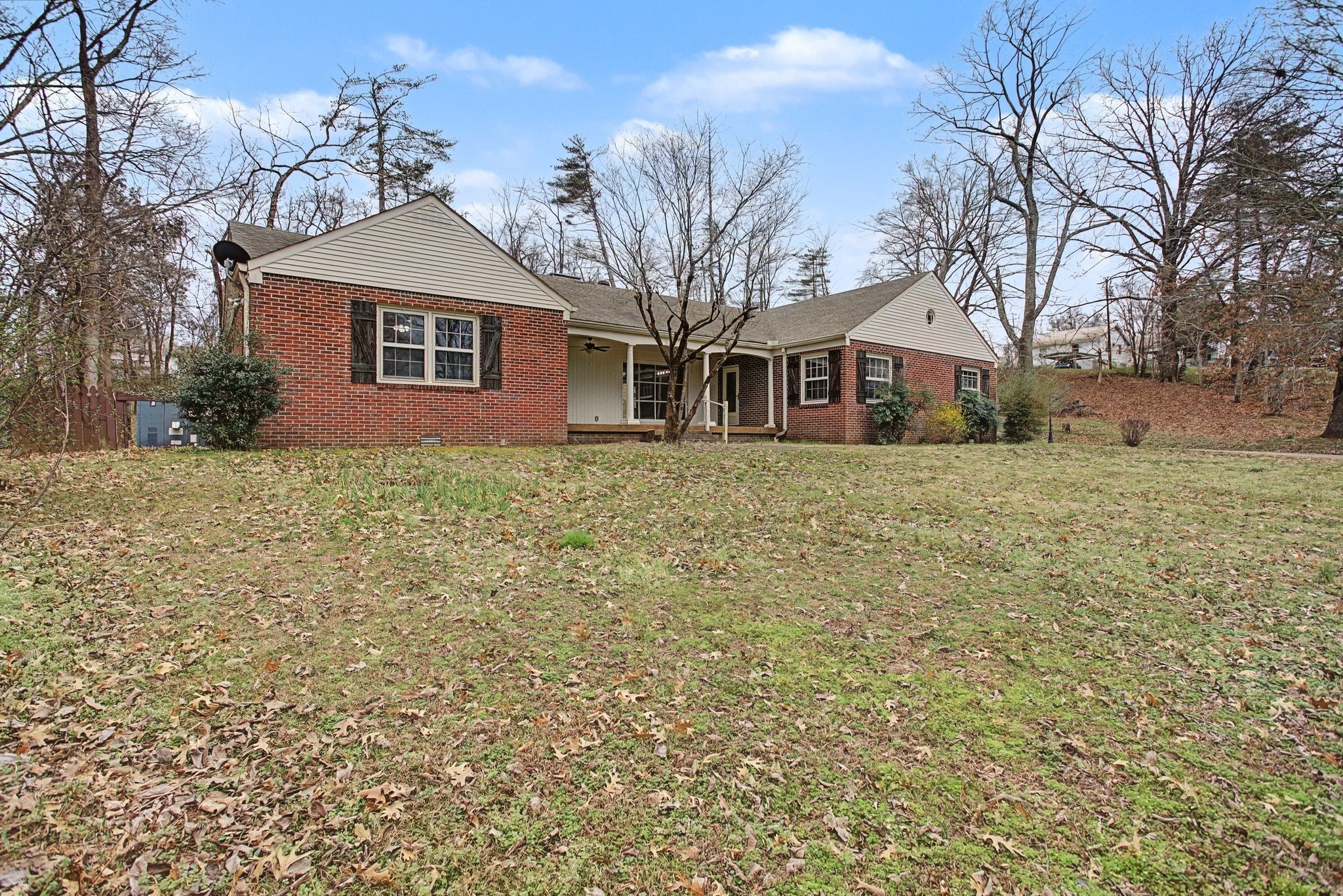 107 Cherry Street Centerville, TN 37033 - Photo 1 of 34