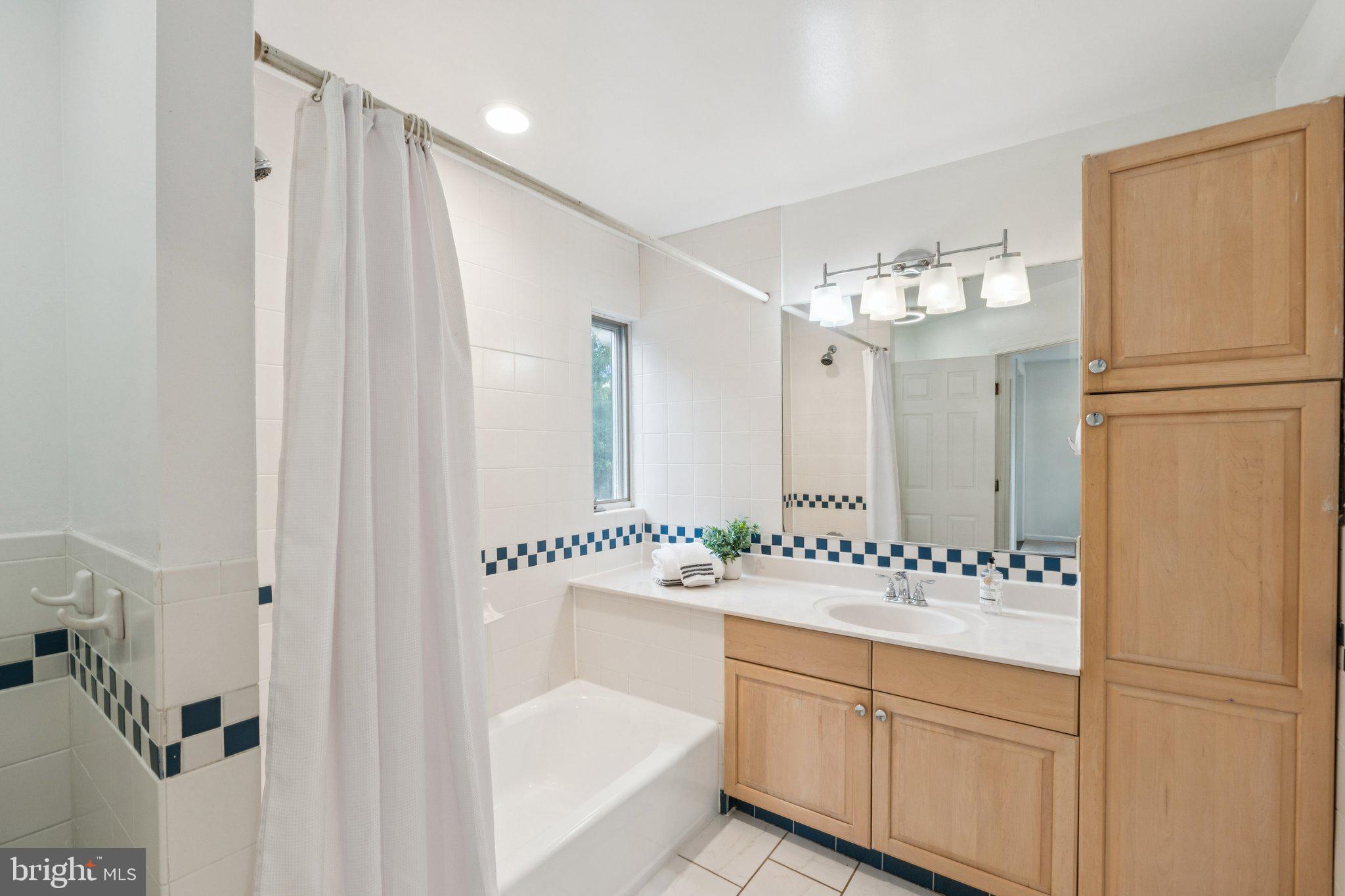 9118 Bradford Road Silver Spring, MD 20901 - Photo 12 of 24