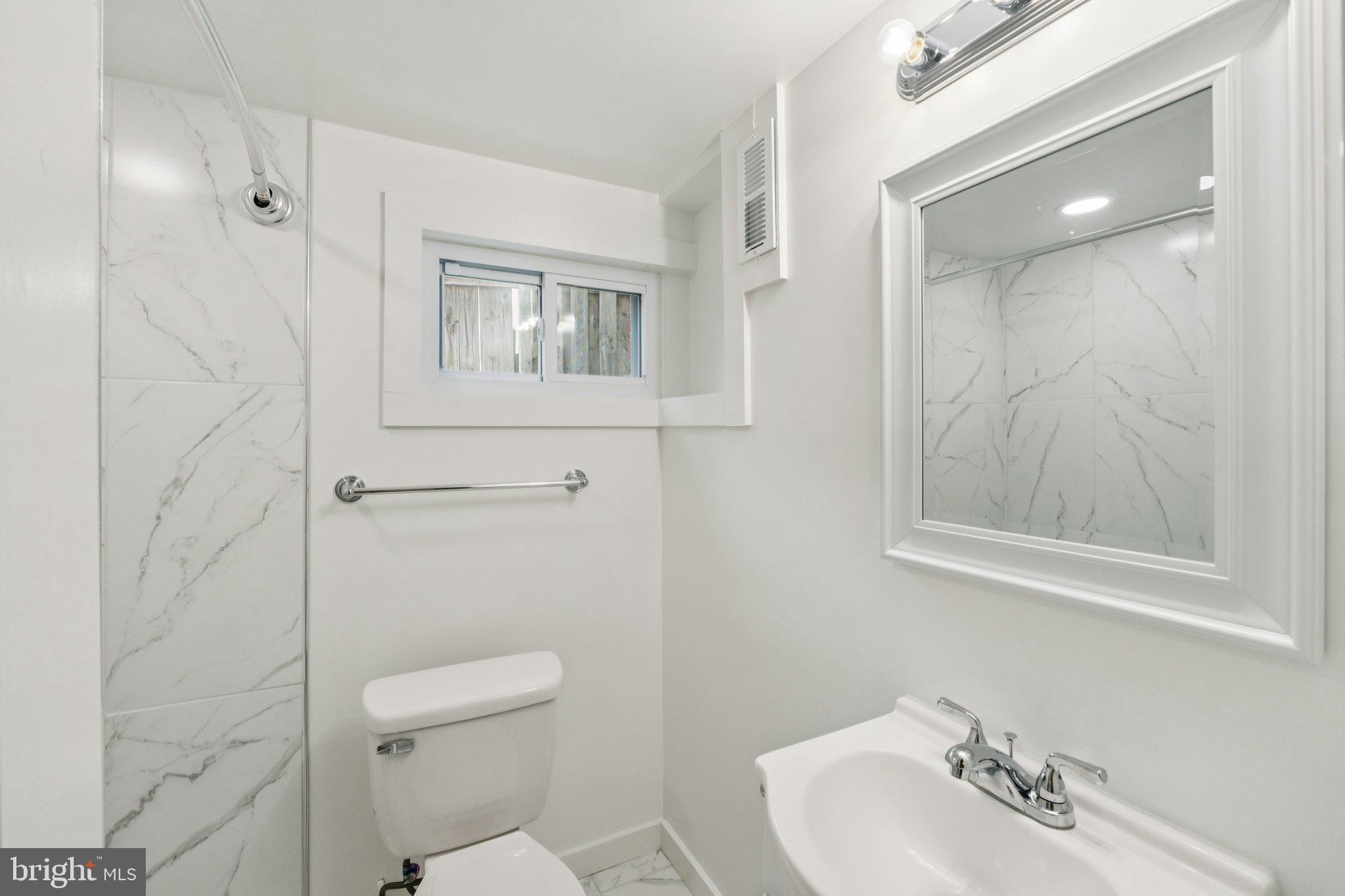 9118 Bradford Road Silver Spring, MD 20901 - Photo 17 of 24