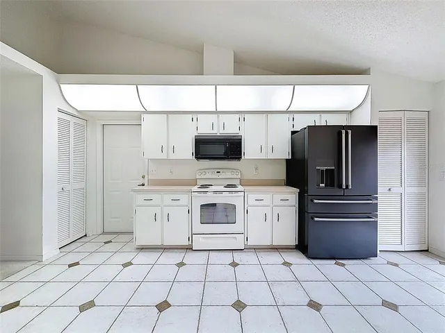 $290,000 | 14345 Pimberton Drive, Hudson, FL 34667