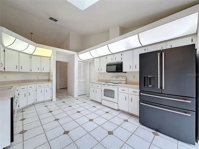 $290,000 | 14345 Pimberton Drive, Hudson, FL 34667