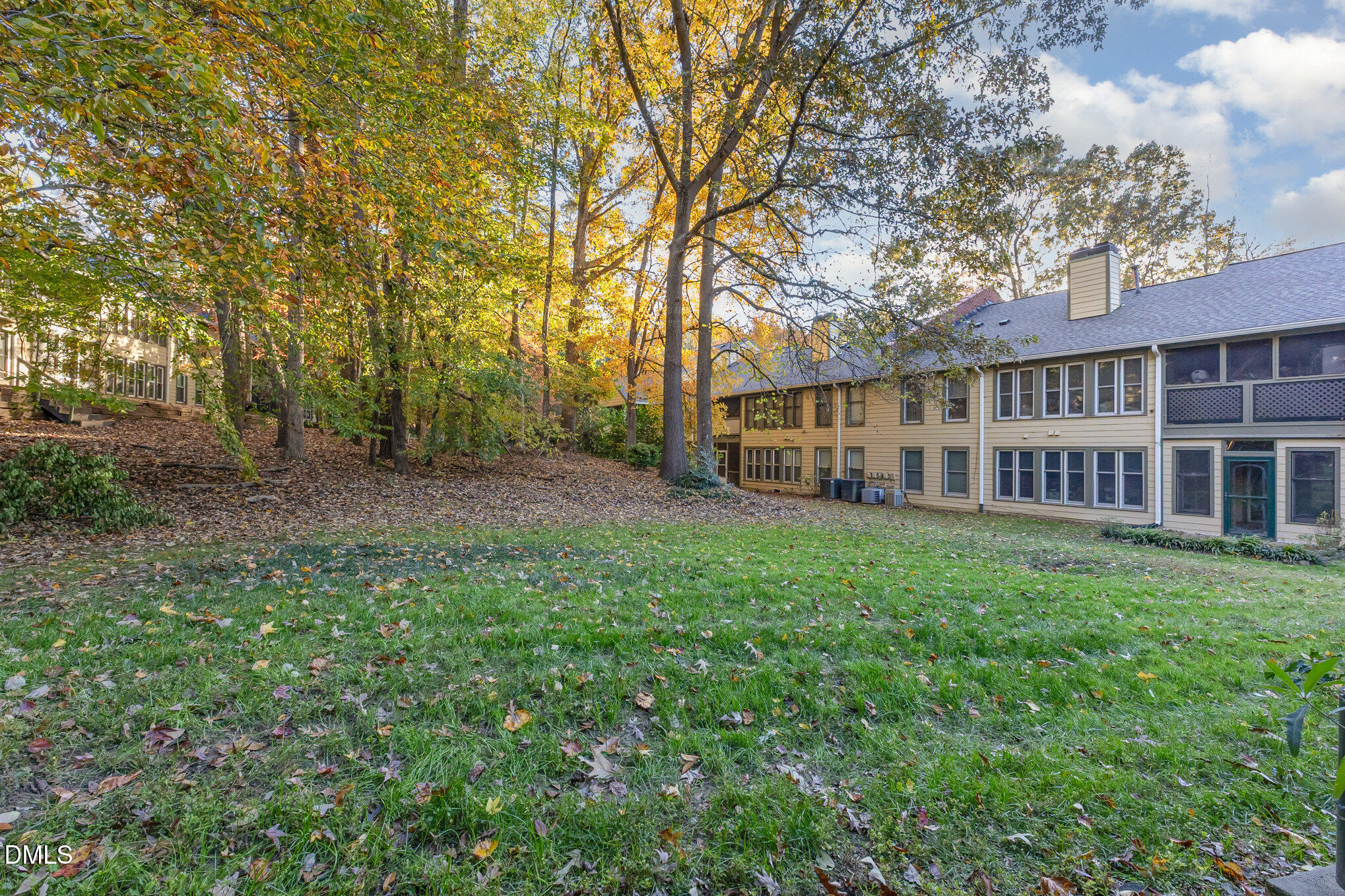 403 Broad Leaf Circle Raleigh, NC 27613 - Photo 18 of 18 018_cj4a2718-edit_770