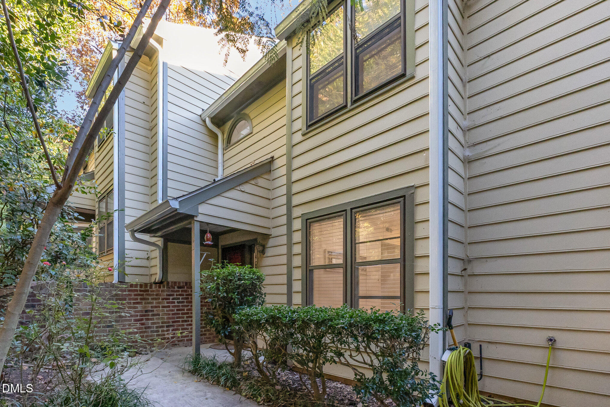 403 Broad Leaf Circle Raleigh, NC 27613 - Photo 2 of 18 002_cj4a2720-edit_436