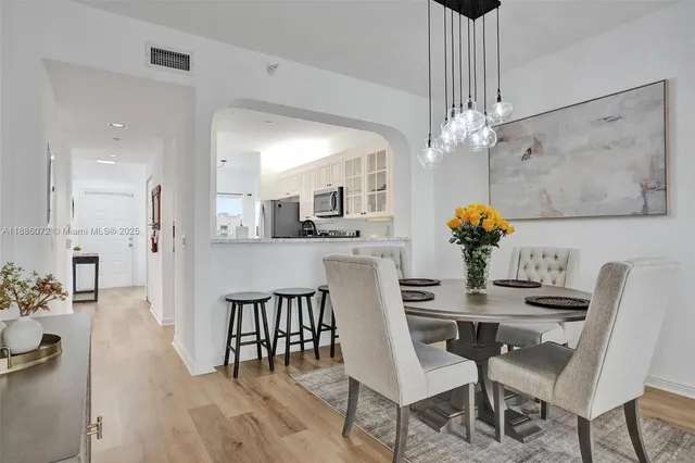 $200,000 | 7635 Southampton Terrace, Unit 307, Tamarac, FL 33321