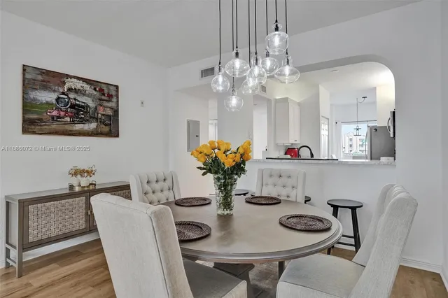 $200,000 | 7635 Southampton Terrace, Unit 307, Tamarac, FL 33321