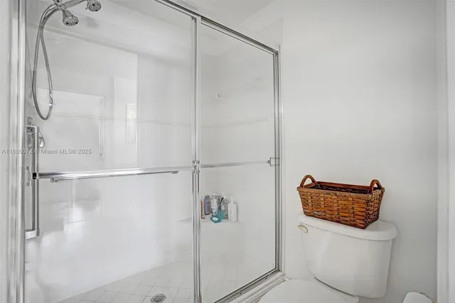 $200,000 | 7635 Southampton Terrace, Unit 307, Tamarac, FL 33321