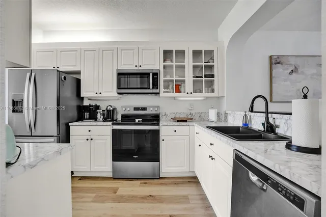 $200,000 | 7635 Southampton Terrace, Unit 307, Tamarac, FL 33321