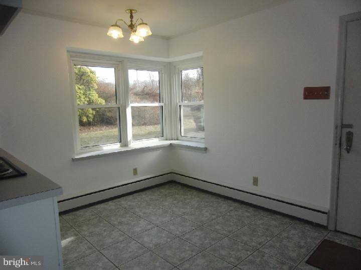 654 Mountain Road Boyertown, PA 19512 - Photo 6 of 25 Gallery Image 6