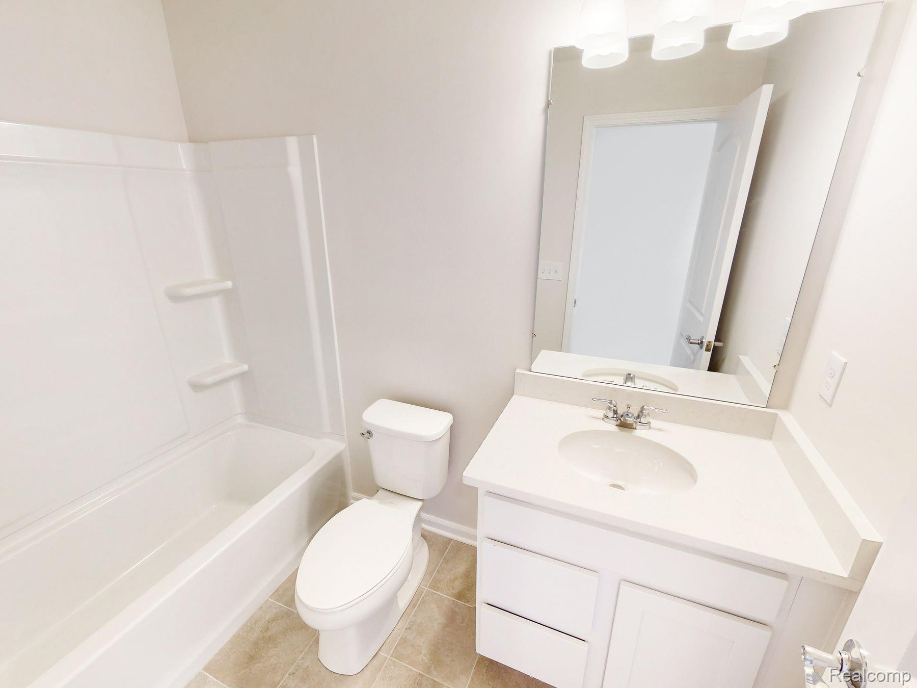 49855 Cherry Hill Road, Unit 4 Canton, MI 48188 - Photo 15 of 21 Bathroom