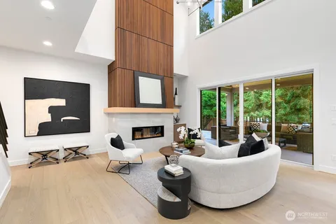 $2,899,000 | 1455 153rd Place Southeast, Bellevue, WA 98007