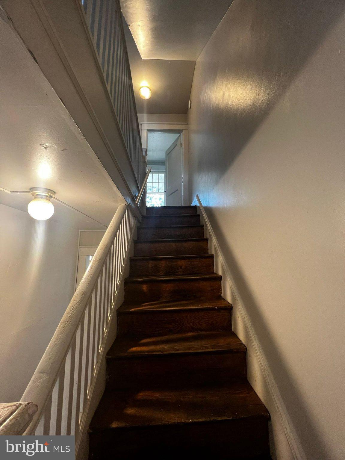 310 West Jackson Street York, PA 17401 - Photo 7 of 13 a view of entryway
