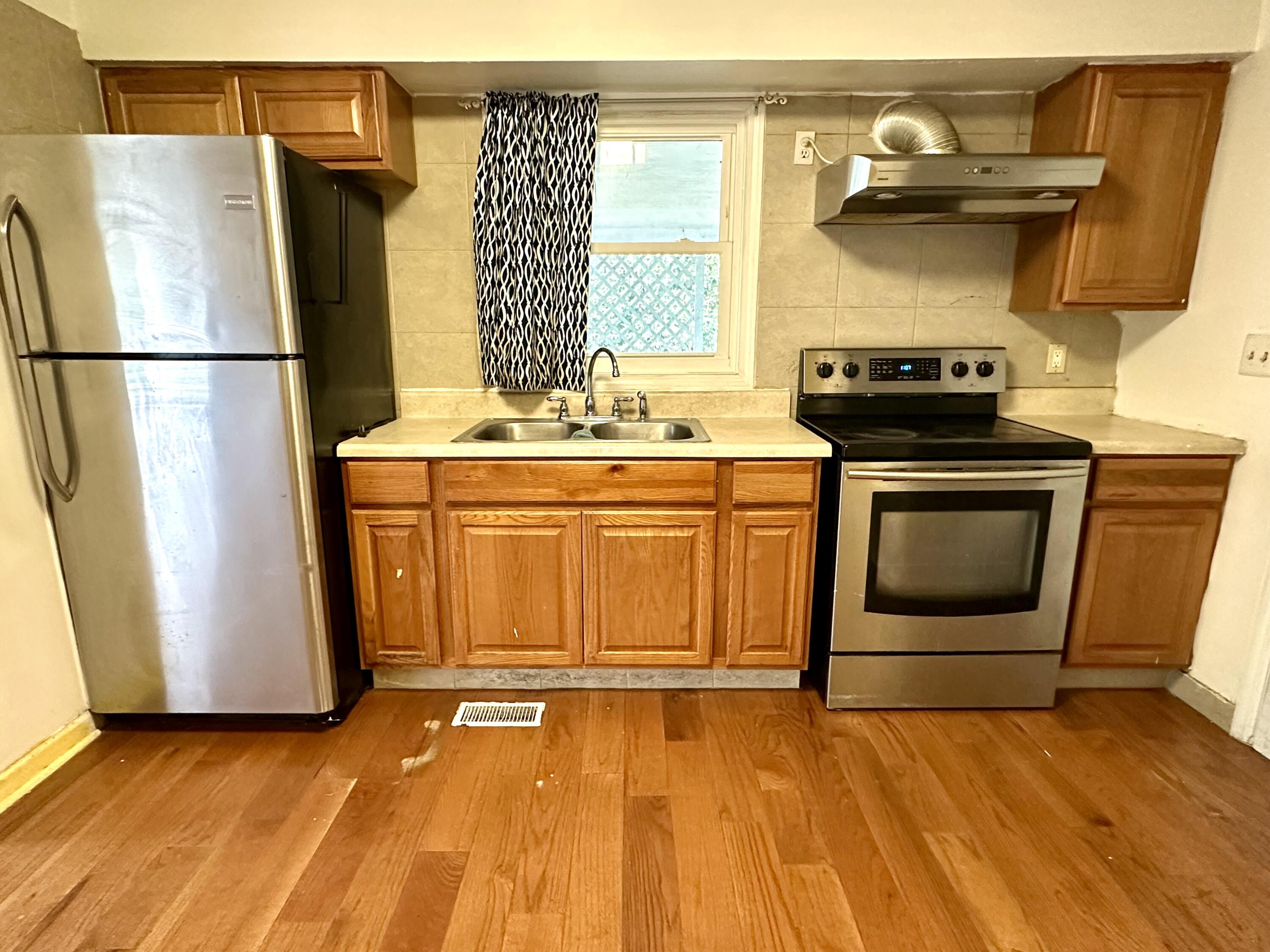 3514 Lawson Road Aiken, SC 29801 - Photo 10 of 29 Photo Nov 21 2025, 10 08 54 AM