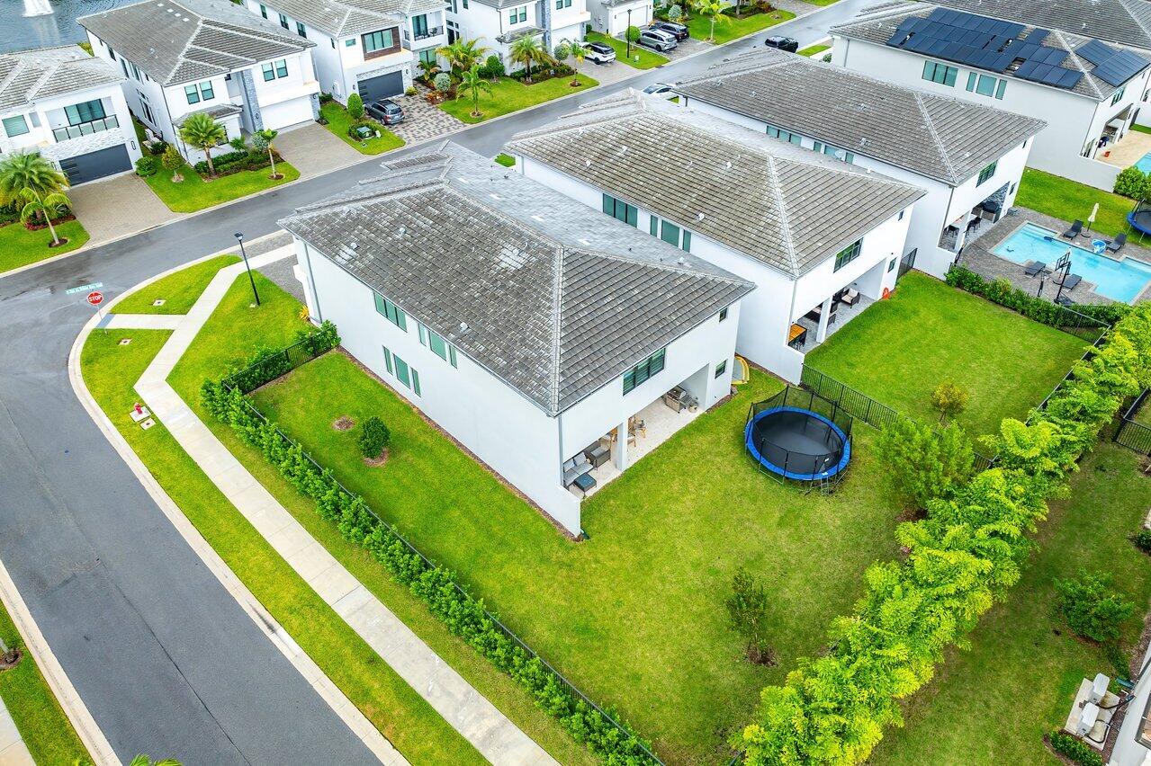 17092 Teton River Road Boca Raton, FL 33496 - Photo 39 of 58 a view of an outdoor space