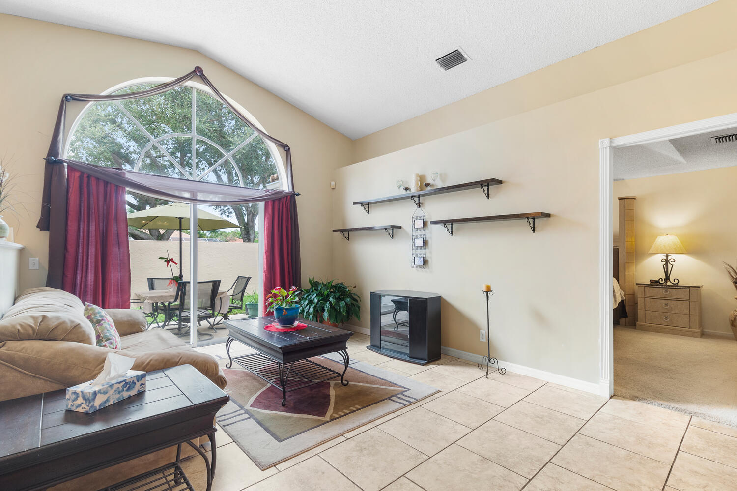 10946 Crescendo Circle Boca Raton, FL 33498 - Photo 11 of 59 10946 Crescendo Cir-large-018-016-DSC736