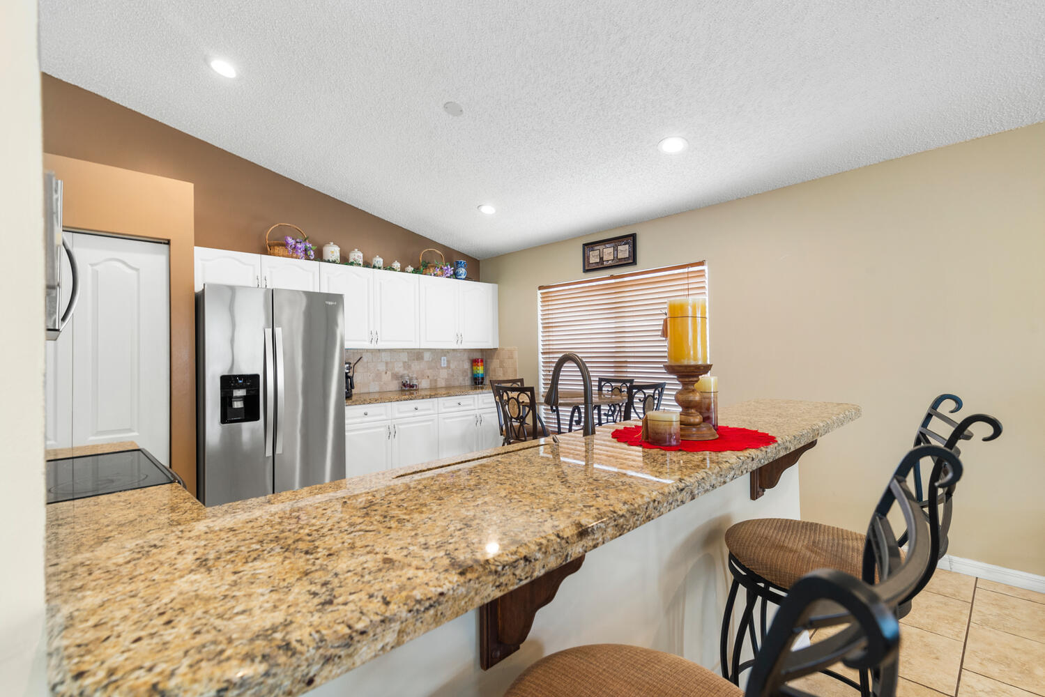 10946 Crescendo Circle Boca Raton, FL 33498 - Photo 16 of 59 10946 Crescendo Cir-large-023-023-DSC738