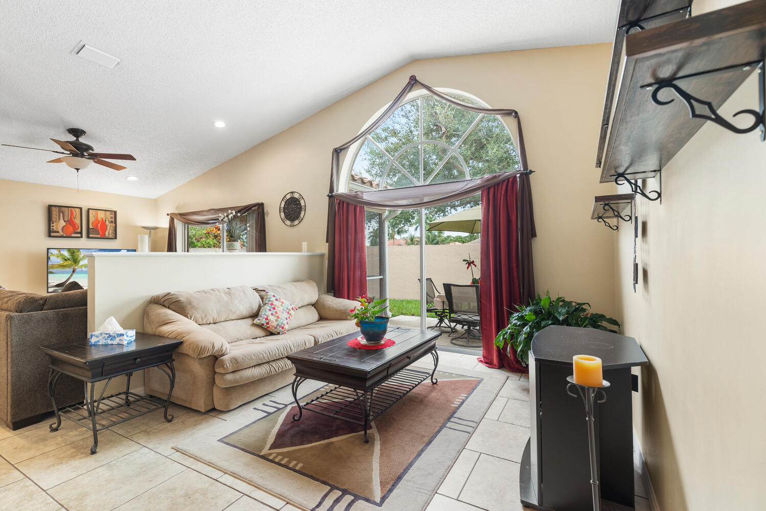 10946 Crescendo Circle Boca Raton, FL 33498 - Photo 21 of 59 10946 Crescendo Cir-large-017-017-DSC735
