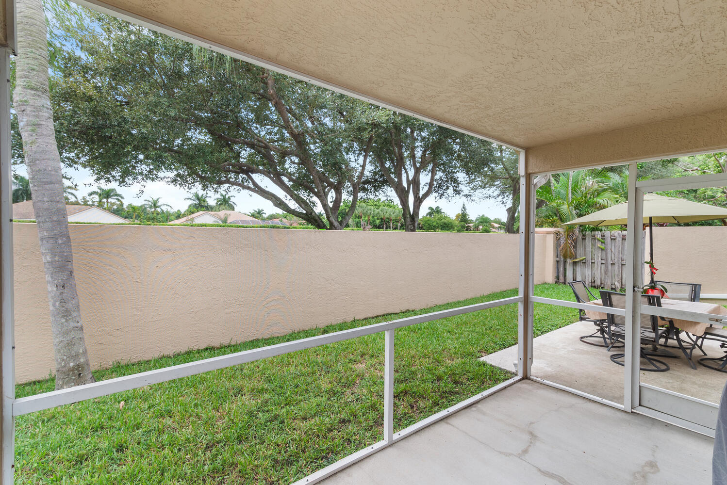 10946 Crescendo Circle Boca Raton, FL 33498 - Photo 34 of 59 10946 Crescendo Cir-large-008-008-DSC731