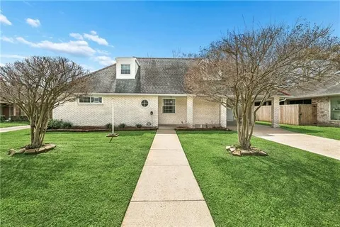$395,000 | 5228 Meadowdale Street, Metairie, LA 70006