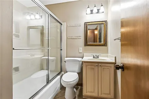 $395,000 | 5228 Meadowdale Street, Metairie, LA 70006