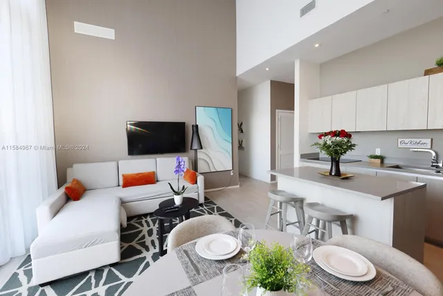 $10,000 | 4010 South Ocean Drive, Unit R504, Hollywood, FL 33019