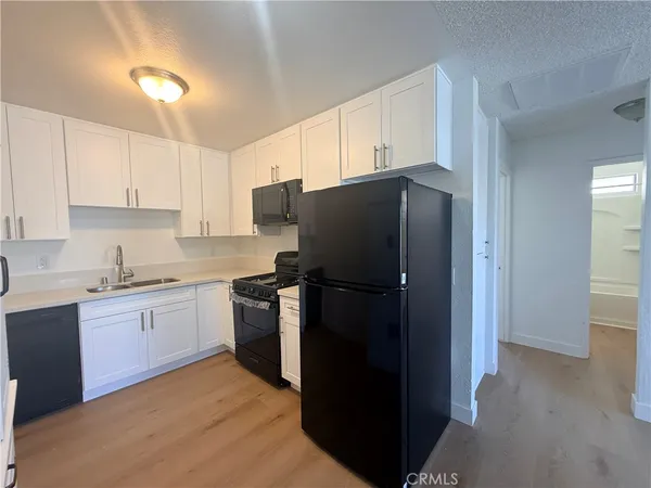 $1,650 | 526 Greystone Lane, Unit 3, Hemet, CA 92543