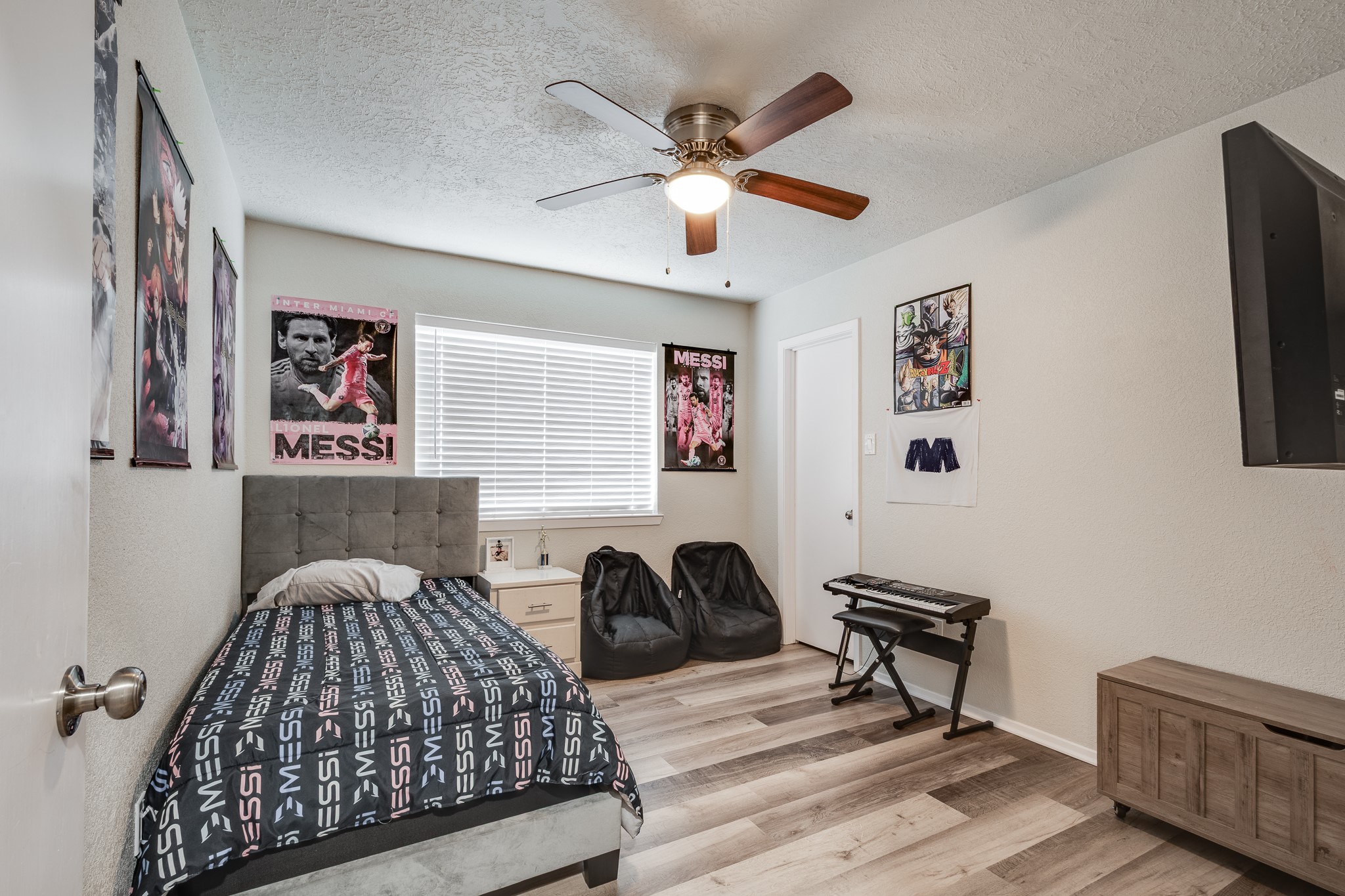4218 Sequoia Street Baytown, TX 77521 - Photo 16 of 22 Second bedroom