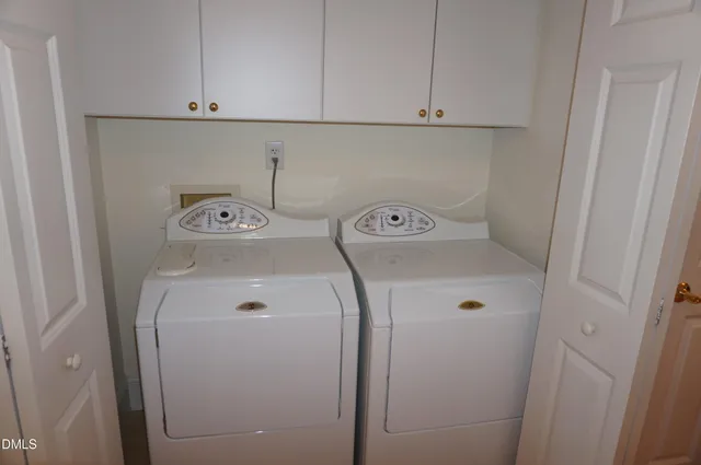 a street sign on the side of a street