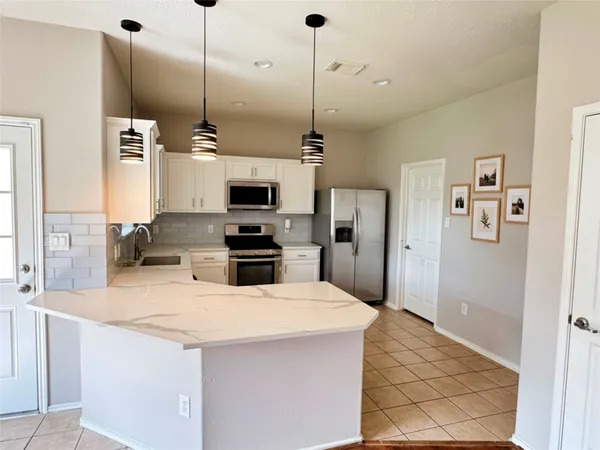 $2,200 | 10630 Fire Sage Drive, Humble, TX 77396