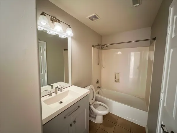$2,200 | 10630 Fire Sage Drive, Humble, TX 77396