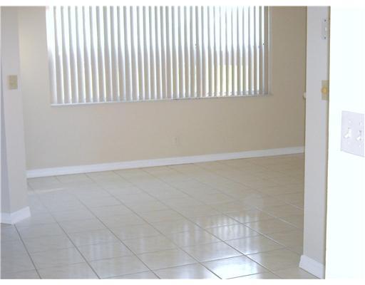 11176 Rios Road Boca Raton, FL 33498 - Photo 7 of 9 Additional Photo