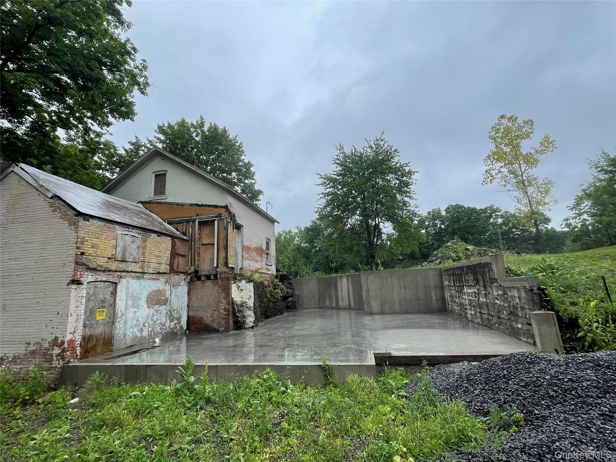 169 Holmes Road Newburgh, NY 12550 - Photo 7 of 8
