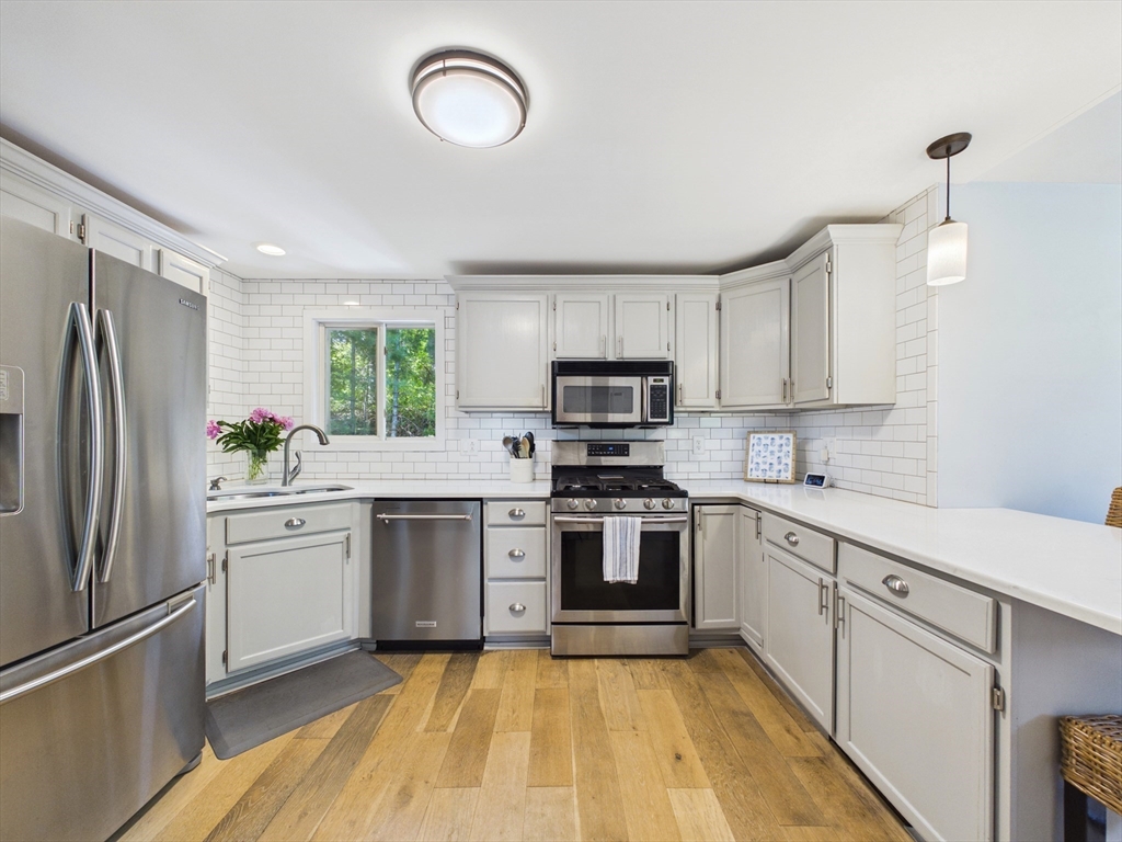 15 Heritage Road Acushnet, MA 02743 - Photo 11 of 42