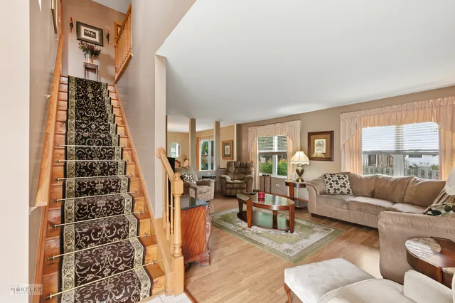 $320,000 | 1466 Larkspur Court, Romeoville, IL 60446