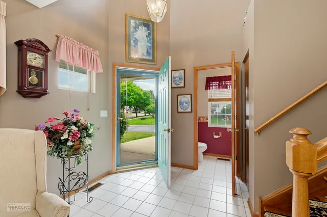 $320,000 | 1466 Larkspur Court, Romeoville, IL 60446