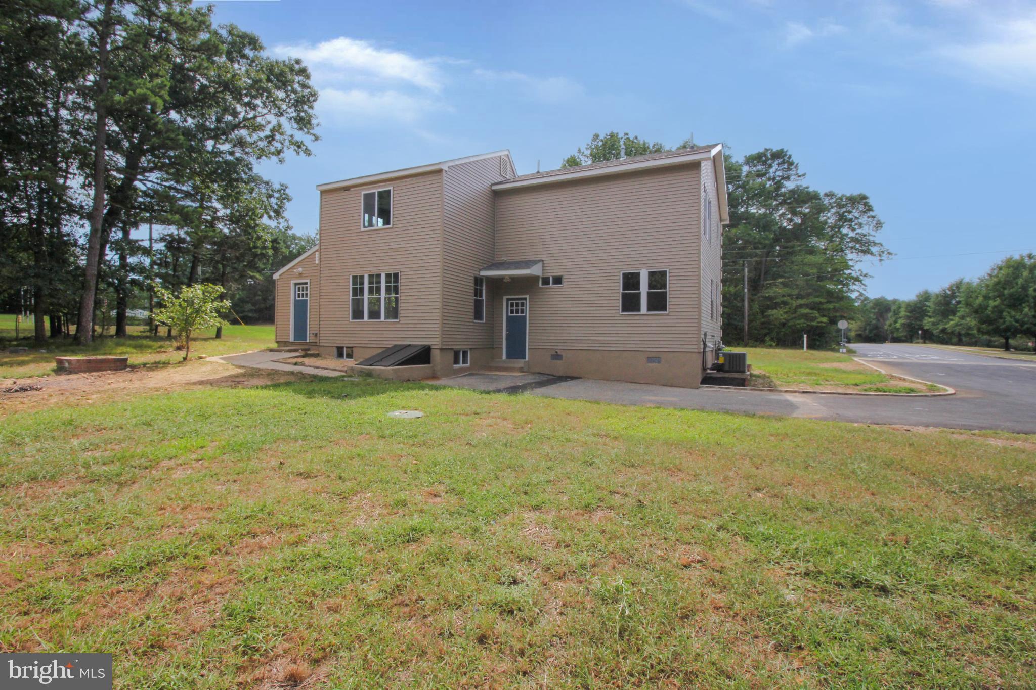 1588 Kearsley Road Sicklerville, NJ 08081 - Photo 3 of 36 a house view with swimming pool in front of it