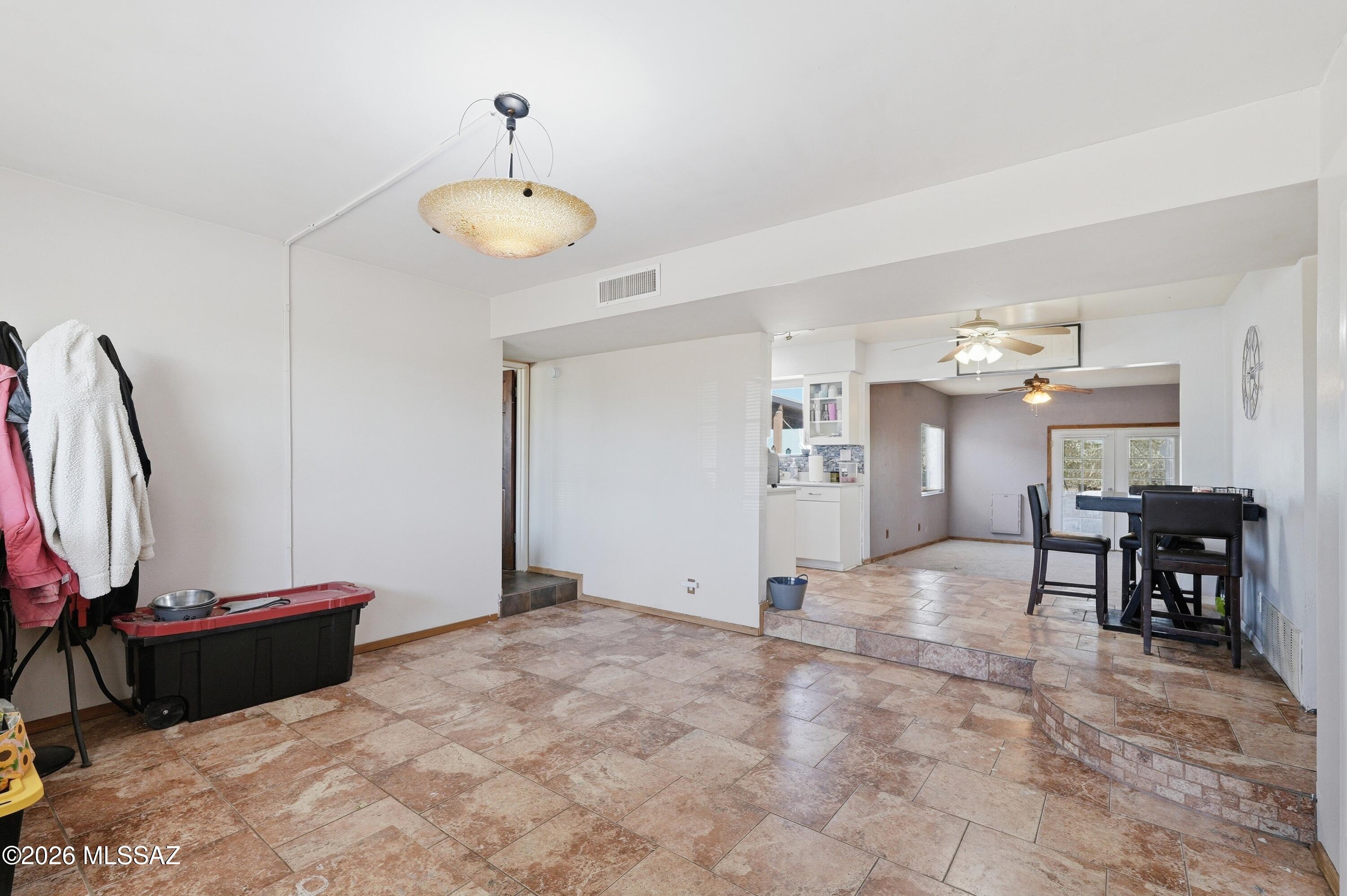 12010 West Hilltop Road Tucson, AZ 85736 - Photo 18 of 49