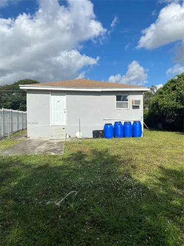 $900 | 1742 Ali Baba Avenue, Unit 4, Opa-Locka, FL 33054