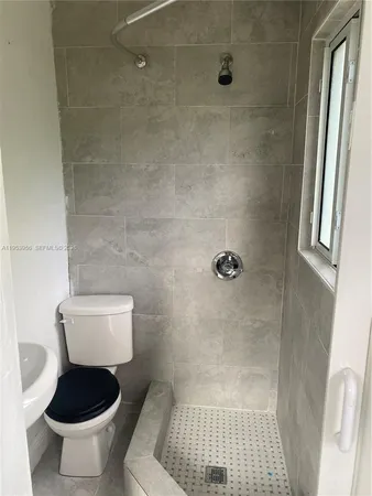 $900 | 1742 Ali Baba Avenue, Unit 4, Opa-Locka, FL 33054