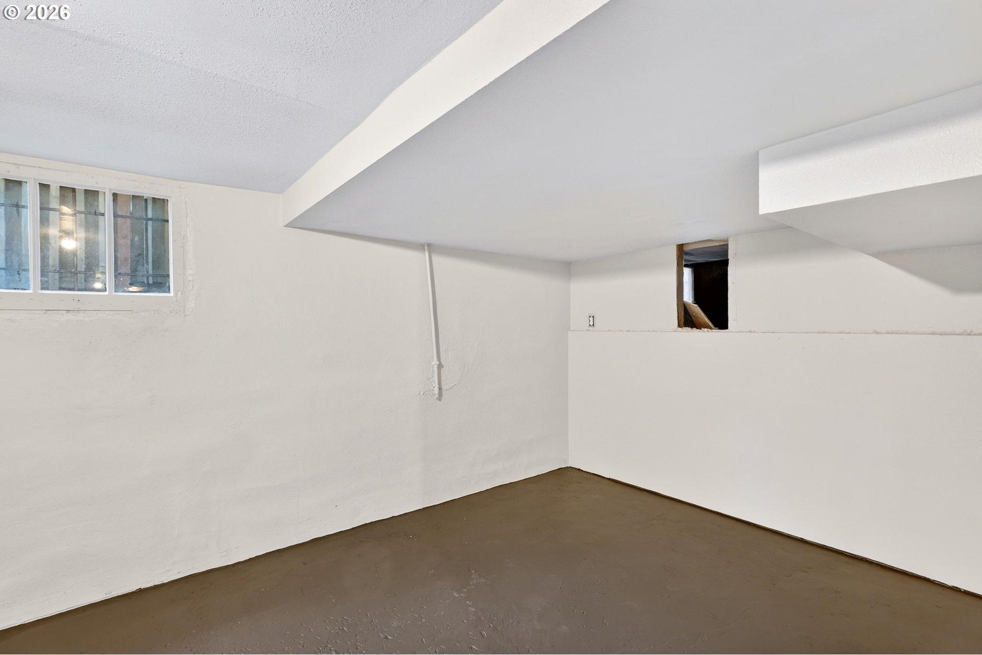 5465 Southwest Scholls Ferry Road Portland, OR 97225 - Photo 42 of 45 Gallery Image 42
