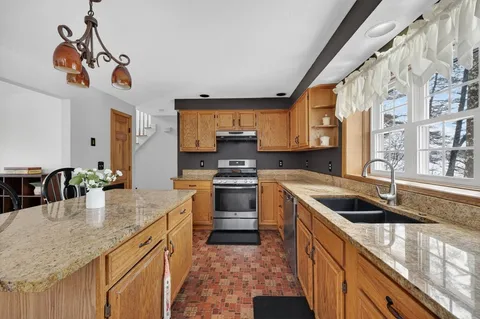 $850,000 | 170 Lake Ridge Drive, Taunton, MA 02780