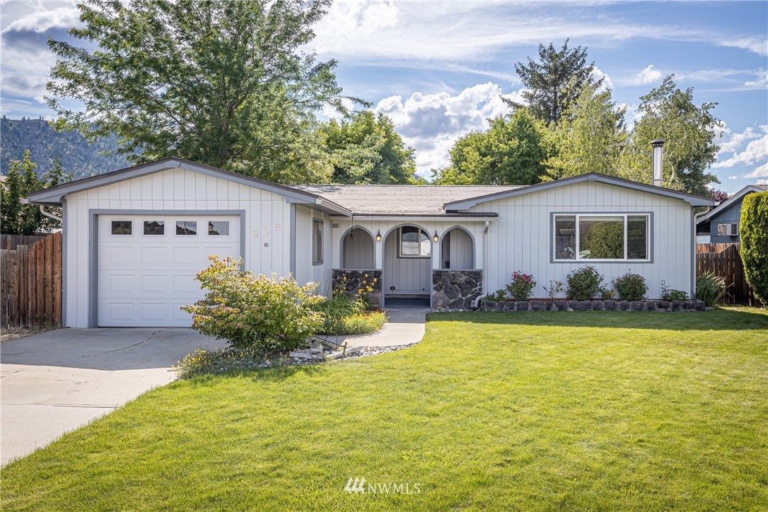 325 Tigner Road Cashmere, WA 98815 - Photo 2 of 27 Gallery Image 2