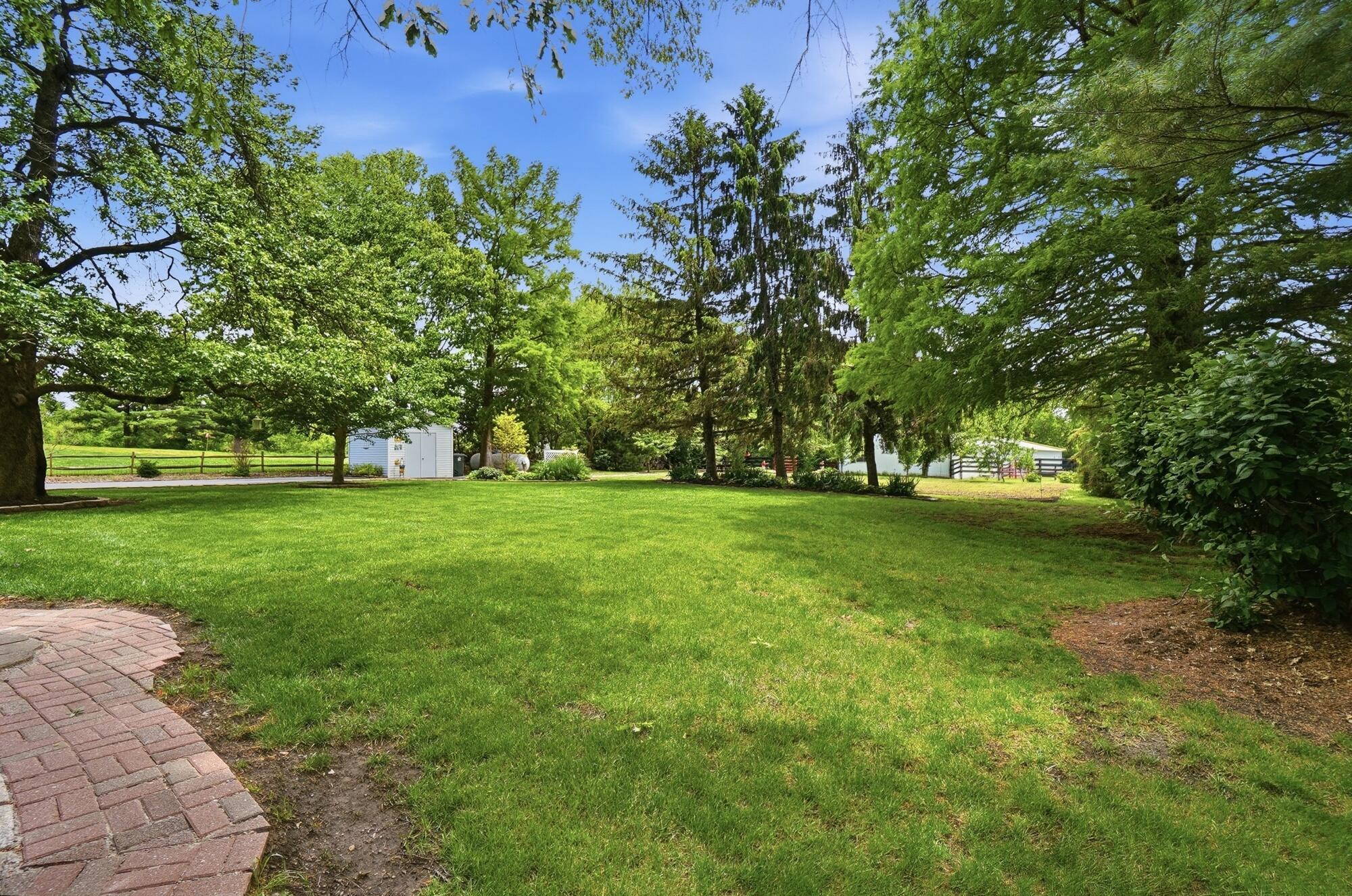 6075 Alkire Road Galloway, OH 43119 - Photo 82 of 85 Side Yard