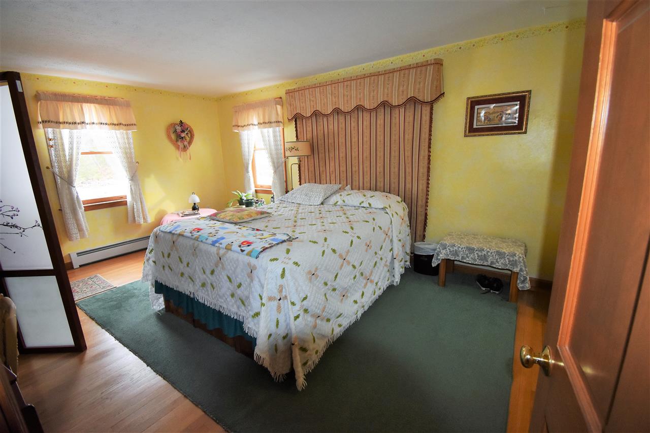 74 Lyndeboro Road New Boston, NH 03070 - Photo 13 of 25