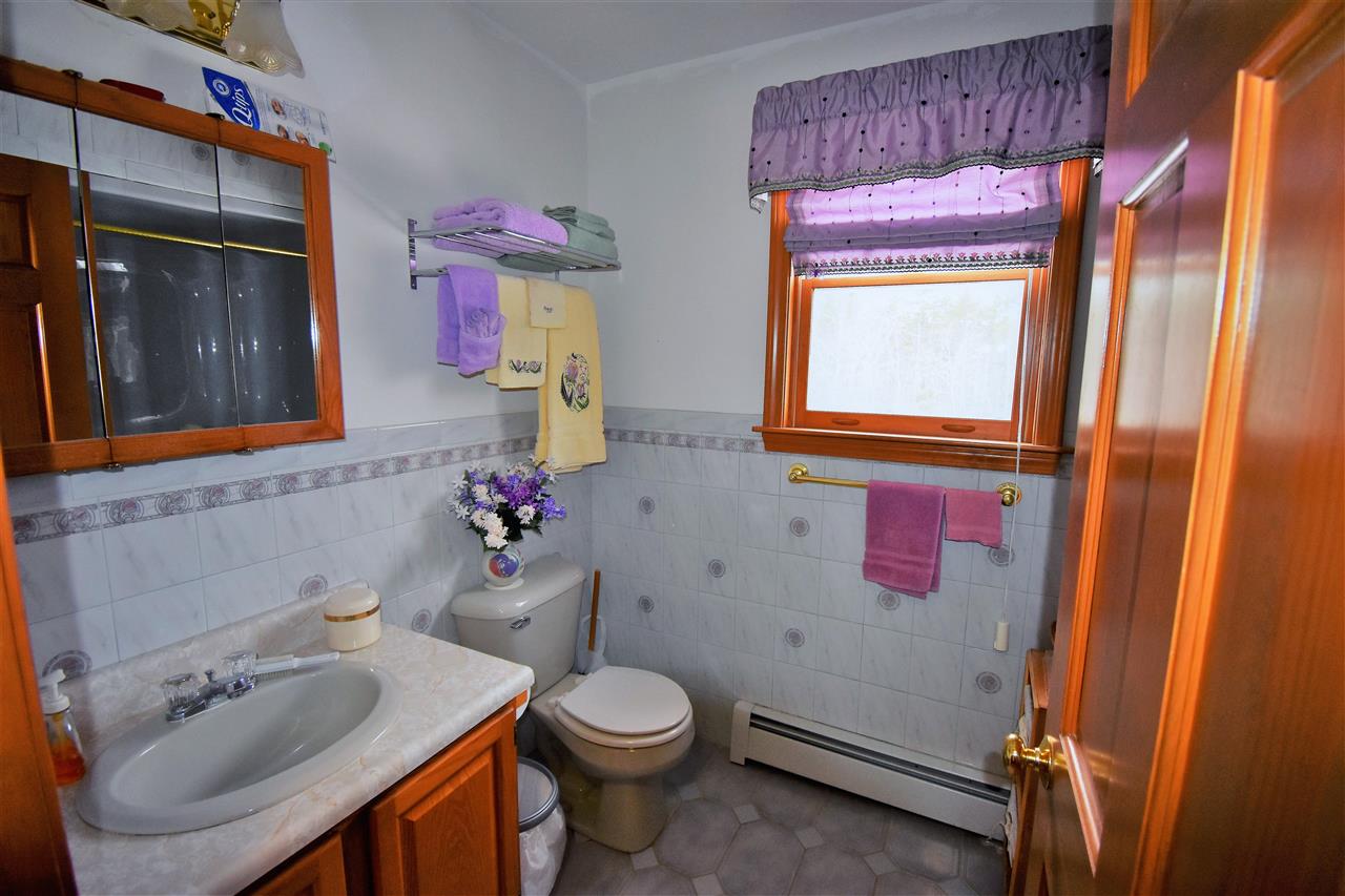 74 Lyndeboro Road New Boston, NH 03070 - Photo 19 of 25