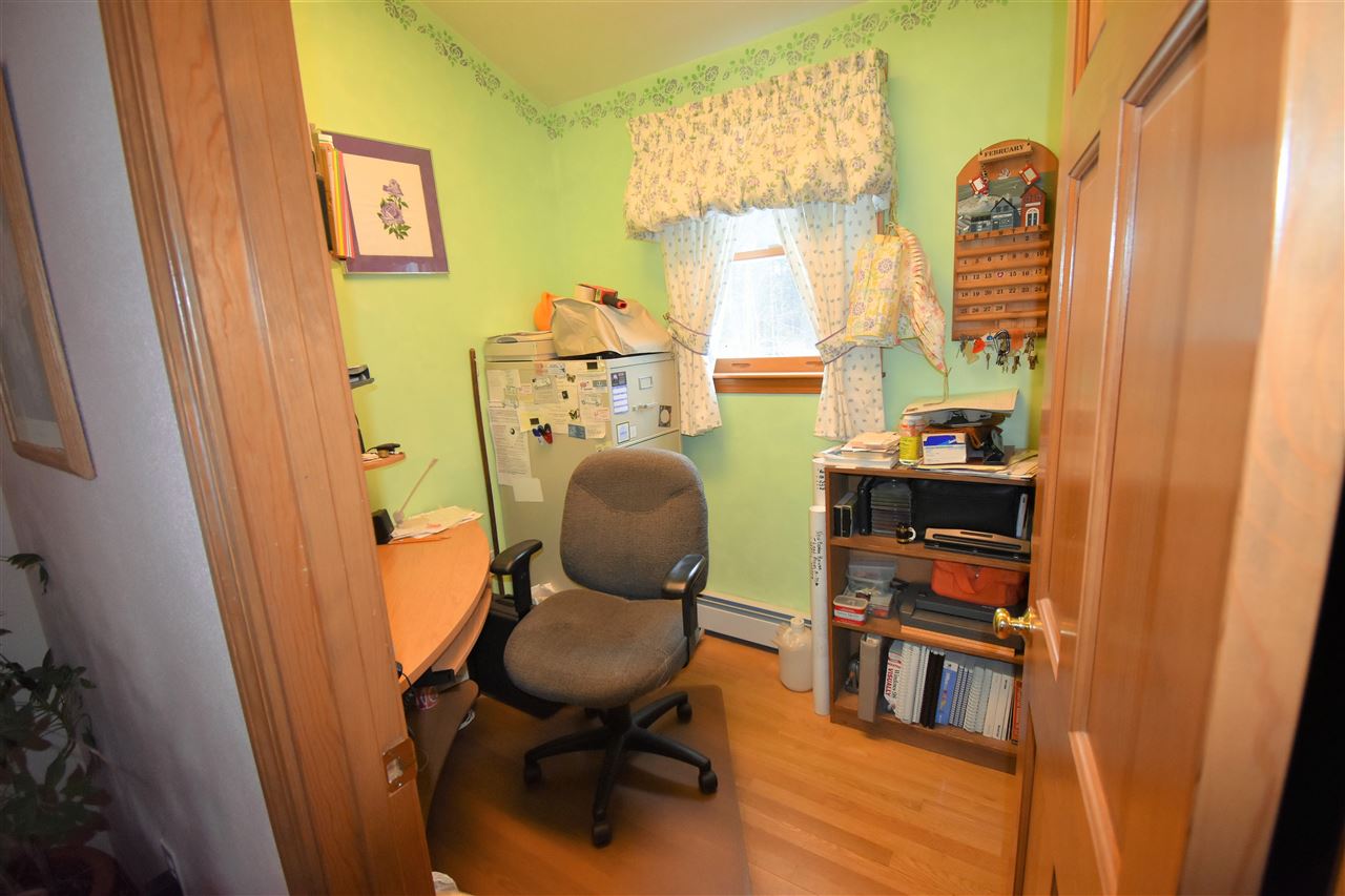 74 Lyndeboro Road New Boston, NH 03070 - Photo 24 of 25