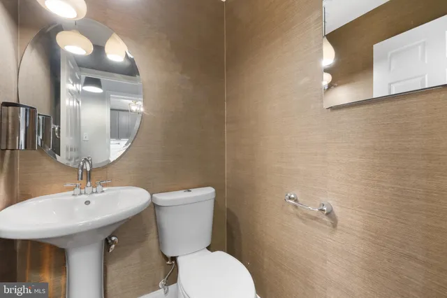 $850,000 | 6721 Kenwood Forest Lane, Unit 45, Chevy Chase, MD 20815