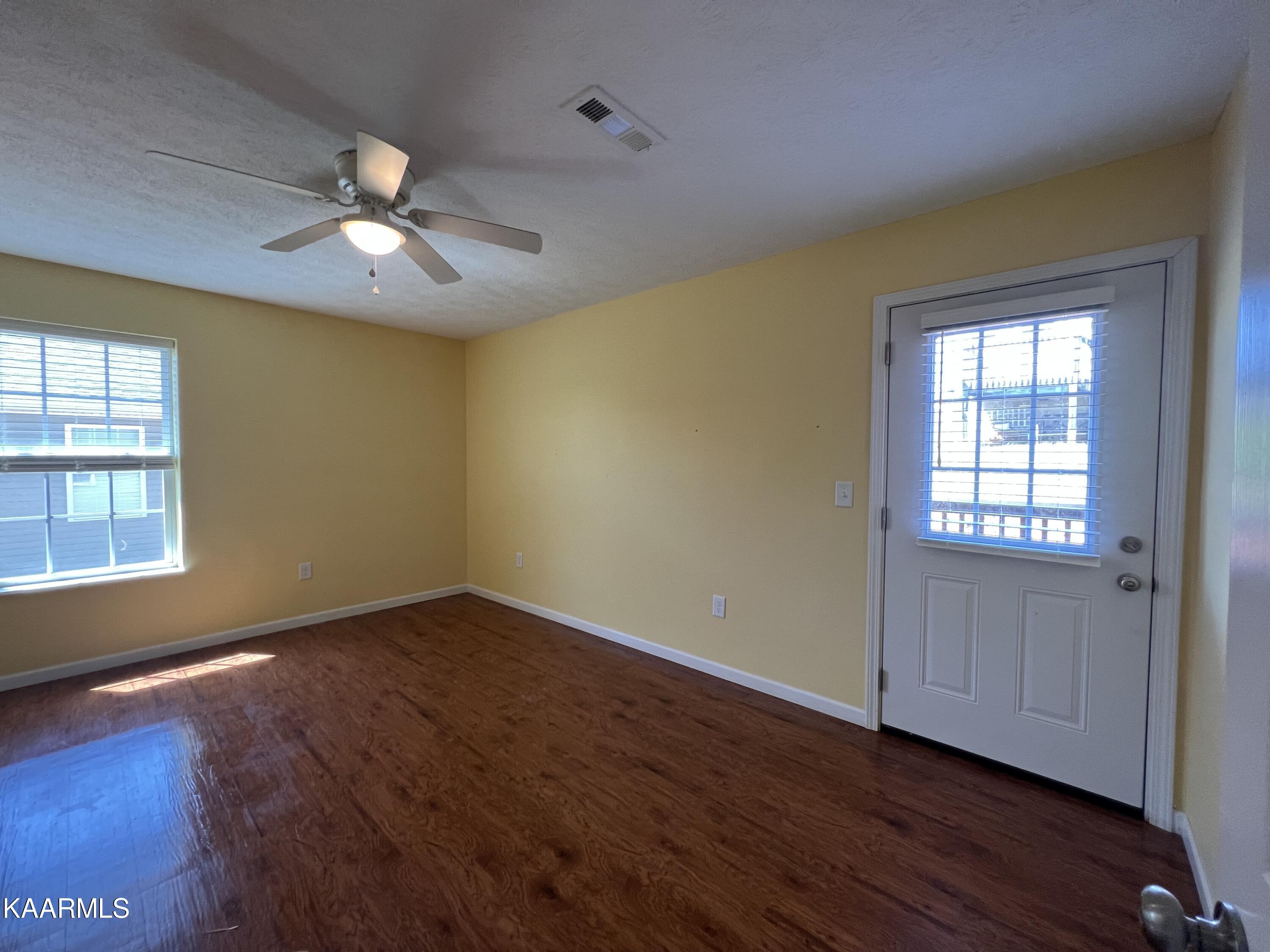 1725 Watauga Street Sevierville, TN 37876 - Photo 12 of 33 20230327_182927532_iOS