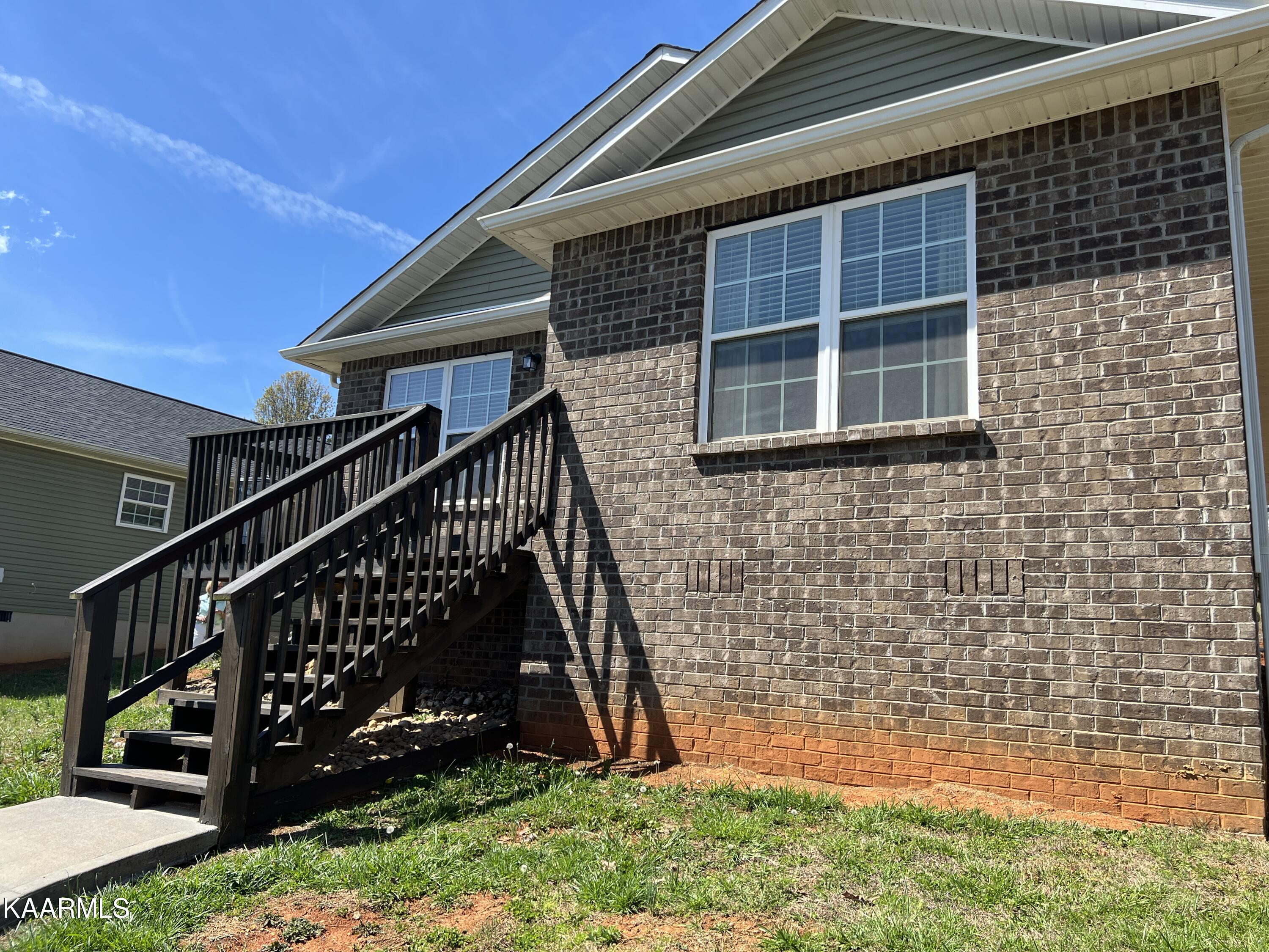 1725 Watauga Street Sevierville, TN 37876 - Photo 27 of 33 20230327_183713284_iOS